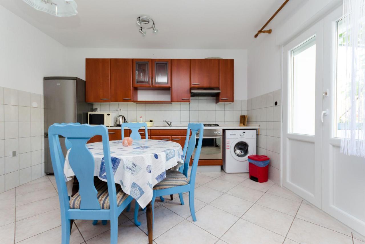 Apartments Slavica R Banjol ภายนอก รูปภาพ