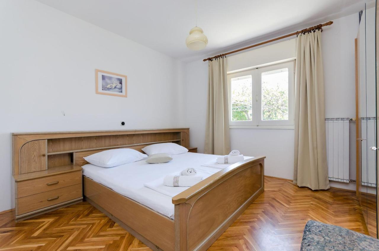 Apartments Slavica R Banjol ภายนอก รูปภาพ