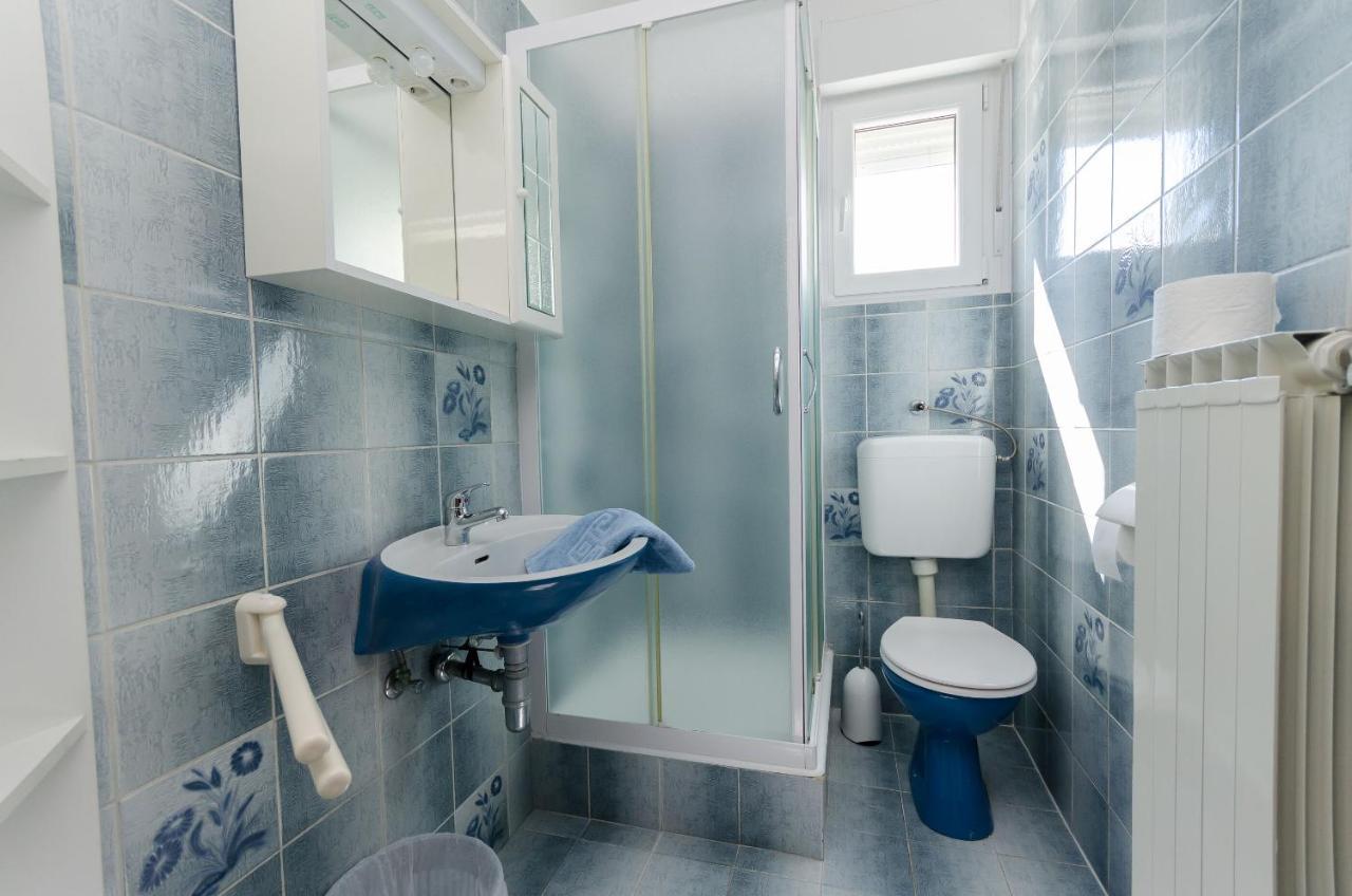 Apartments Slavica R Banjol ภายนอก รูปภาพ