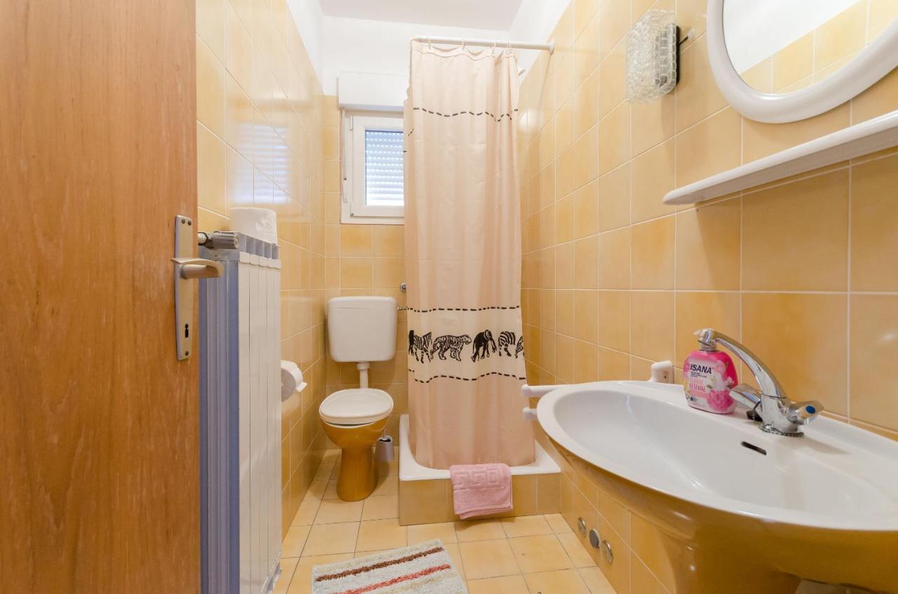 Apartments Slavica R Banjol ภายนอก รูปภาพ