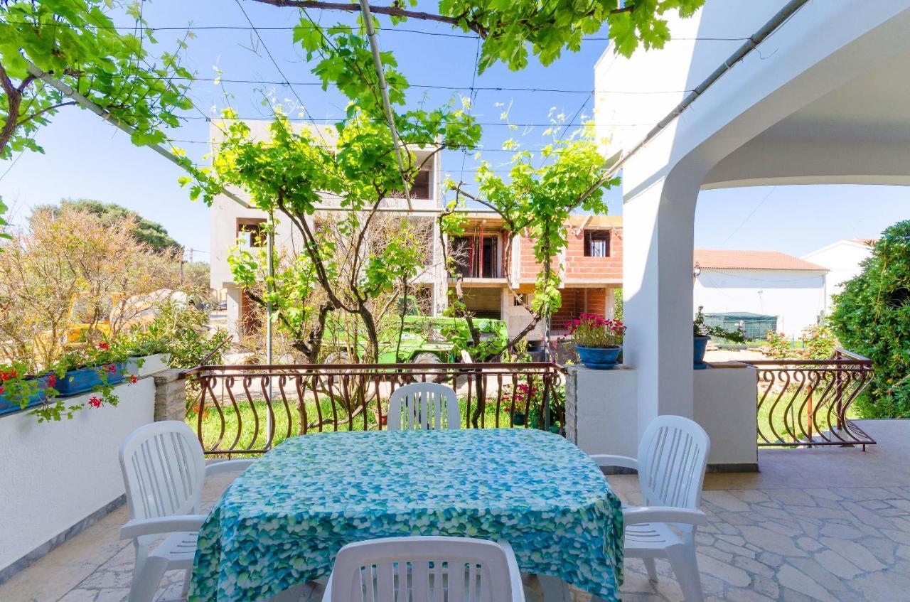 Apartments Slavica R Banjol ภายนอก รูปภาพ