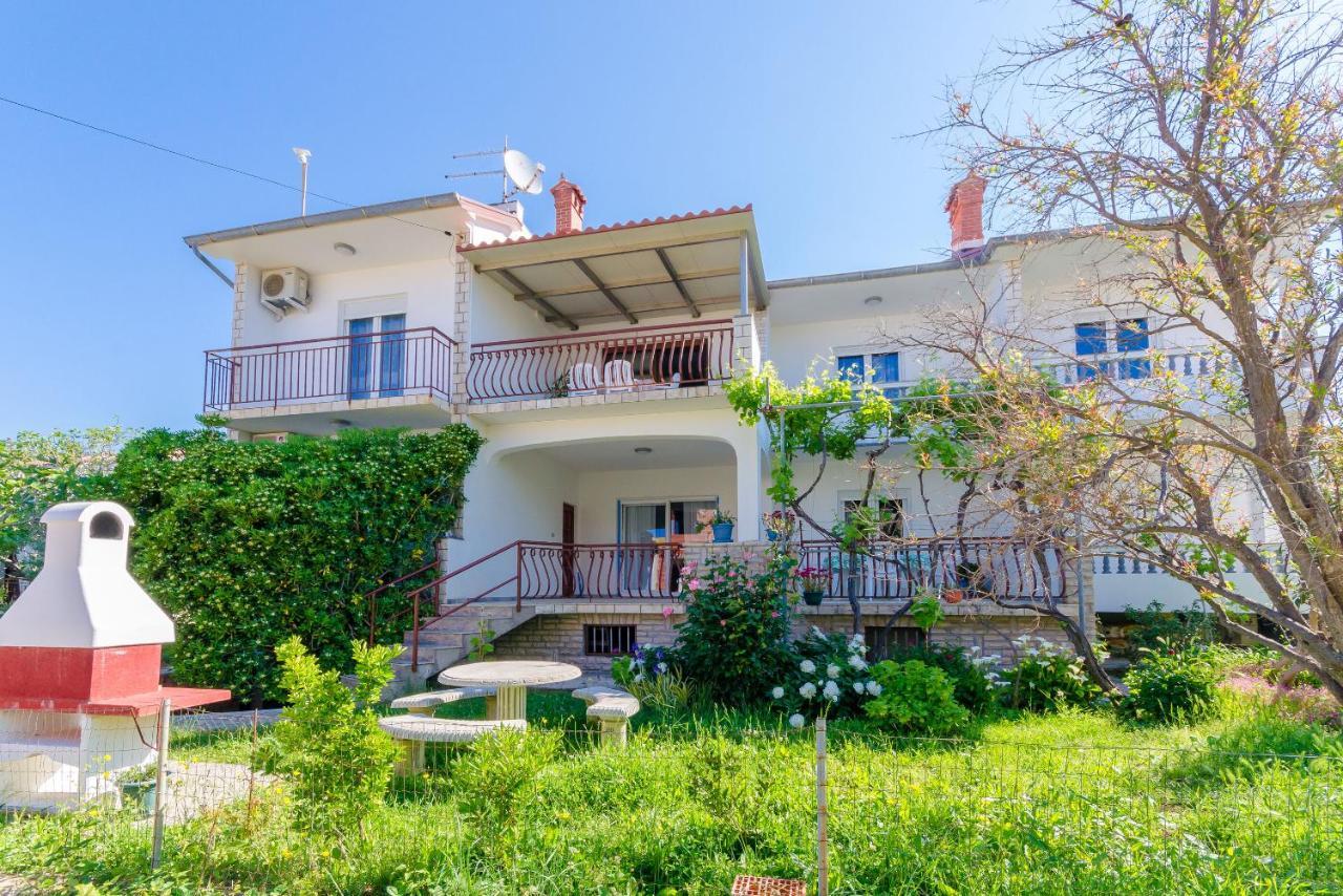 Apartments Slavica R Banjol ภายนอก รูปภาพ