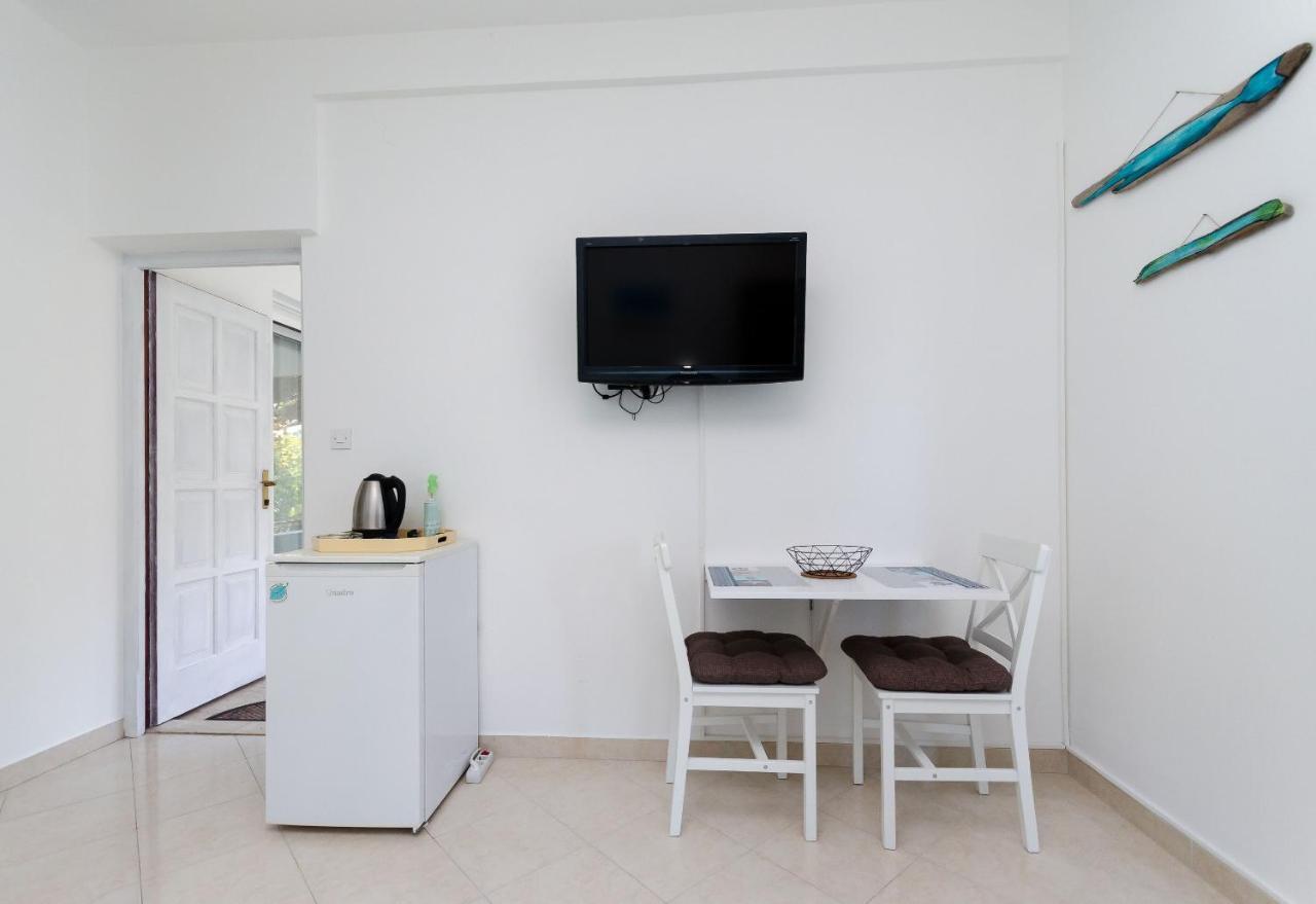 Apartments Slavica R Banjol ภายนอก รูปภาพ