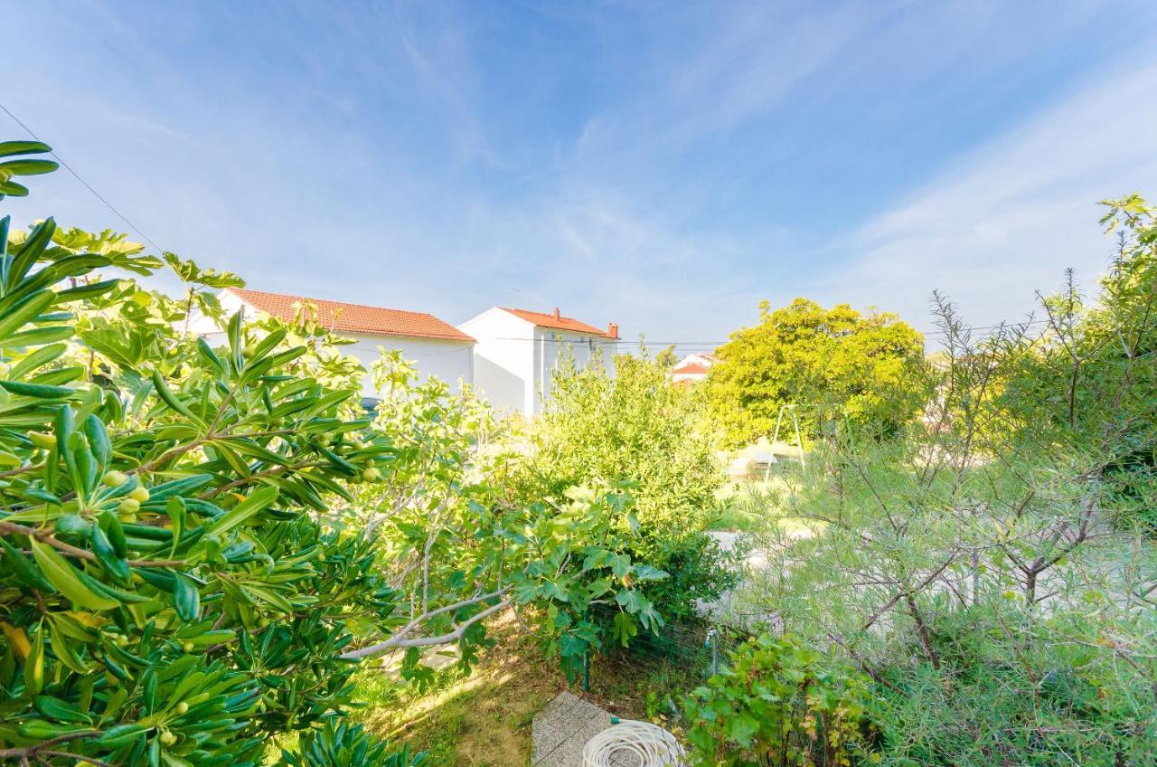 Apartments Slavica R Banjol ภายนอก รูปภาพ